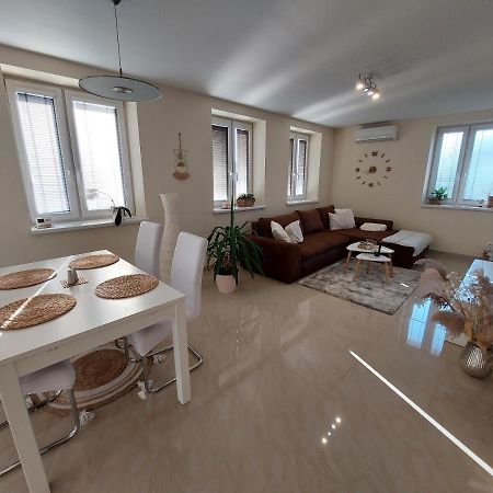 Frastak Apartment Hlohovec Extérieur photo