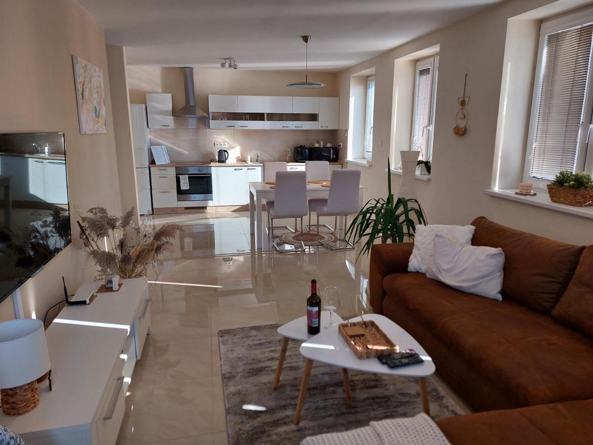 Frastak Apartment Hlohovec Extérieur photo